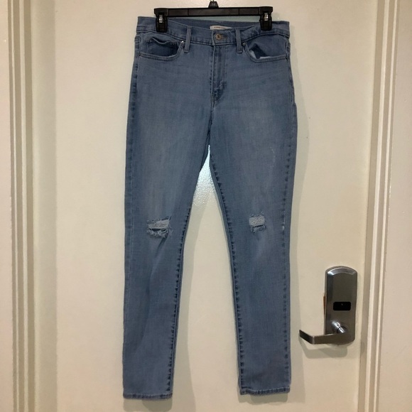 Levi’s Ripped Slimming Skinny Blue Jeans Size. 31 - Picture 1 of 10